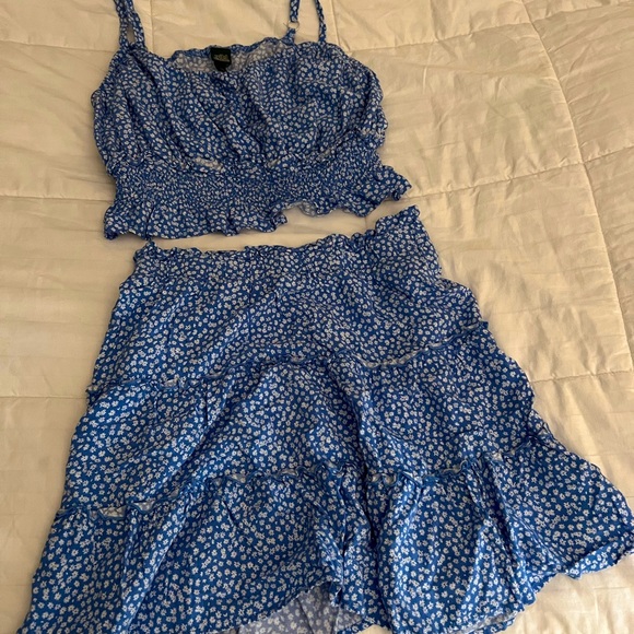 Wild Fable Matching Set - Picture 1 of 10